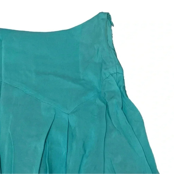 Dance & Marvel Cute Women’s Skirt NWOT - Picture 2 of 5